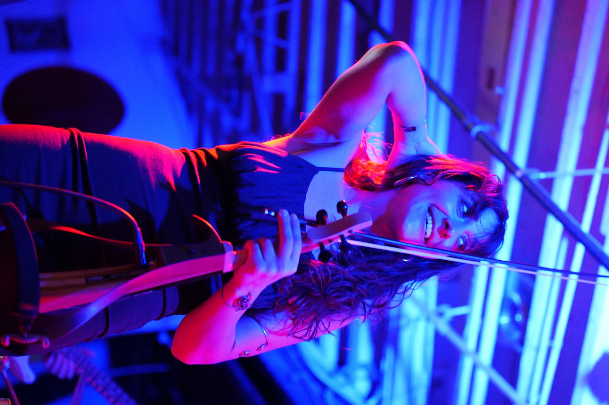 @emilysclar — Live Show